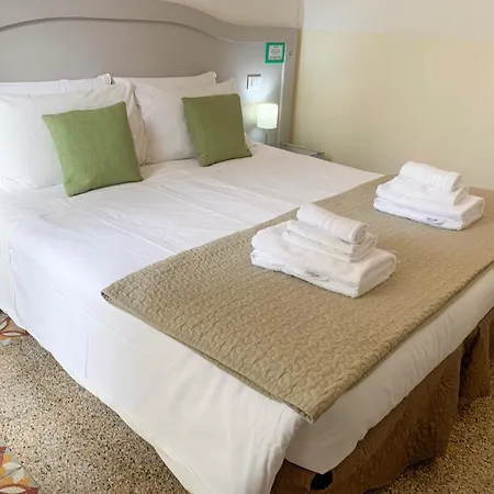 Couette-café Biancorèroma 4*