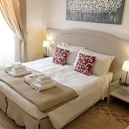 Biancore Bed & Breakfast 4*