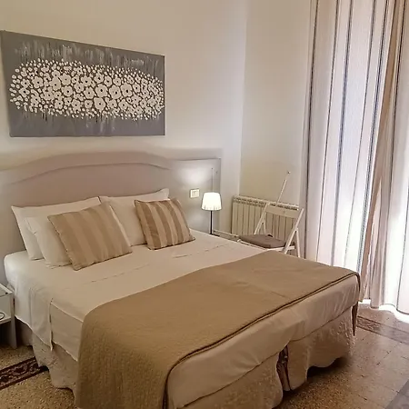 Bed & Breakfast Biancoreroma B&B 4*